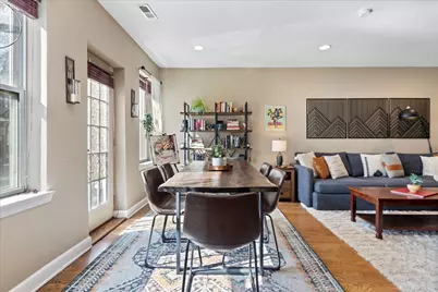 2618 W Rosemont Avenue #1, Chicago, IL 60659 - Photo 8