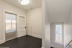 329 W Maple Ave, Libertyville, IL 60048 - Photo 14