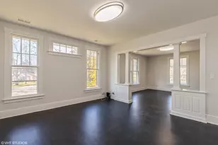 329 W Maple Ave, Libertyville, IL 60048 - Photo 4