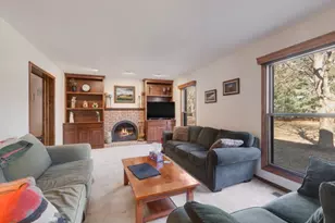 38W512 Bittersweet Ln, Elgin, IL 60124 - Photo 6