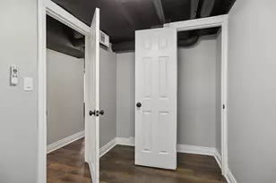 10413 S Forest Ave, Chicago, IL 60628 - Photo 14