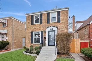 10413 S Forest Ave, Chicago, IL 60628 - Photo 2