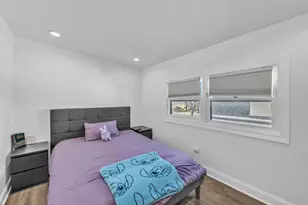 1109 N 12th Ave, Melrose Park, IL 60160 - Photo 16