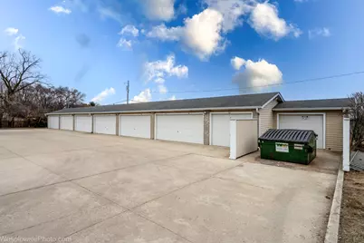 3305 Sunset Avenue #109, Waukegan, IL 60087 - Photo 4