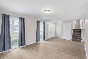 620 Old Forge Ln, University Park, IL 60484 - Photo 2