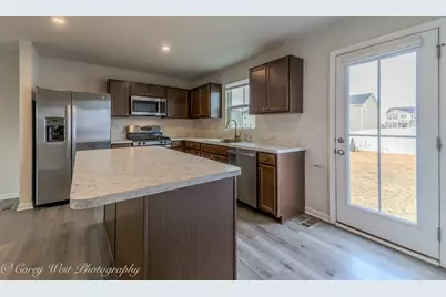 [Address not provided], Hampshire, IL 60140 - Photo 10