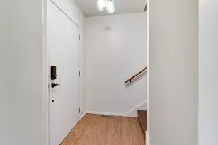 1305 Kingsridge Ct, Normal, IL 61761 - Photo 12