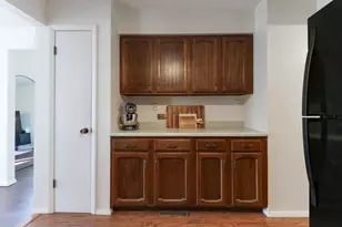 1305 Kingsridge Ct, Normal, IL 61761 - Photo 10