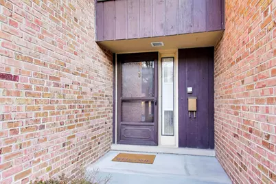 1836 Wildberry Drive #B, Glenview, IL 60025 - Photo 2