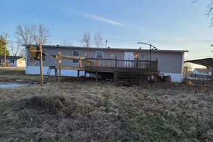 303 N Seba St, Hurst, IL 62949 - Photo 14