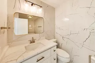 940 W Glenlake Ave, Chicago, IL 60660 - Photo 18