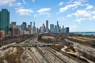 1211 S Prairie Ave, Chicago, IL 60605 - Photo 6