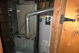 15518 Maple St, South Holland, IL 60473 - Photo 14