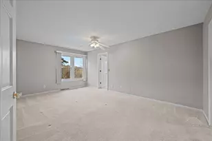 32 Dunham Pl, Saint Charles, IL 60174 - Photo 22