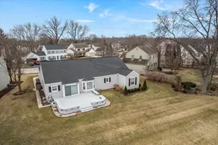 32 Dunham Pl, Saint Charles, IL 60174 - Photo 12