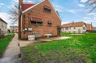 12455 S Normal St, Chicago, IL 60628 - Photo 18
