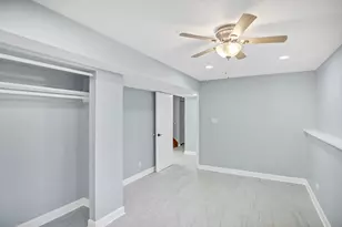 7031 Glenwood Ln, Hanover Park, IL 60133 - Photo 32