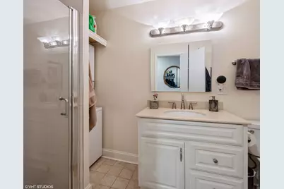 2956 N Halsted Street #2, Chicago, IL 60657 - Photo 10