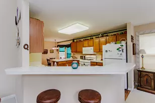 940 Beckett Crossing Dr, Mundelein, IL 60060 - Photo 10