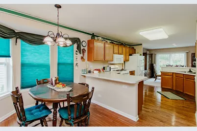 940 Beckett Crossing Drive, Mundelein, IL 60060 - Photo 14