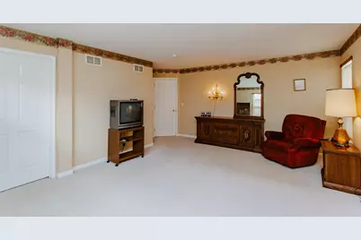 940 Beckett Crossing Drive, Mundelein, IL 60060 - Photo 16