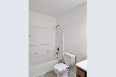 833 Village Quarter Road #G7, West Dundee, IL 60118 - Photo 16