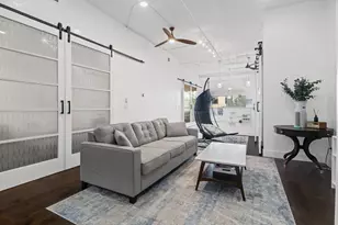 1640 Maple Ave, Evanston, IL 60201 - Photo 18