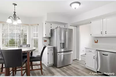 1765 Somerfield Lane, Crystal Lake, IL 60014 - Photo 4