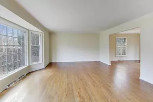 948 S Green Bay Rd, Lake Forest, IL 60045 - Photo 6