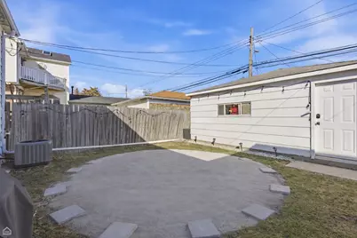 4575 N Narragansett Avenue, Chicago, IL 60630 - Photo 20