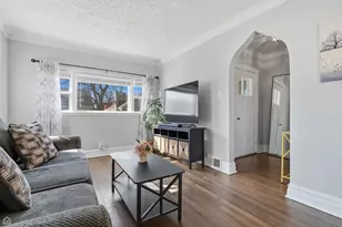 4575 N Narragansett Ave, Chicago, IL 60630 - Photo 6