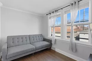 4575 N Narragansett Ave, Chicago, IL 60630 - Photo 14