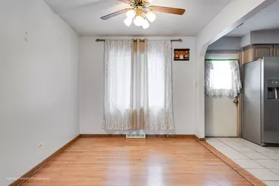 539 W Eggerding Drive, Addison, IL 60101 - Photo 8