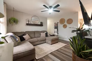 617 Orchard St, Dixon, IL 61021 - Photo 12