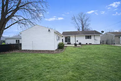 617 Orchard Street, Dixon, IL 61021 - Photo 4