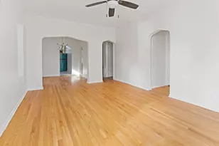 10342 S Calumet Ave, Chicago, IL 60628 - Photo 20