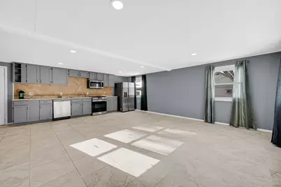 2322 W Loves Lane, Crete, IL 60417 - Photo 4