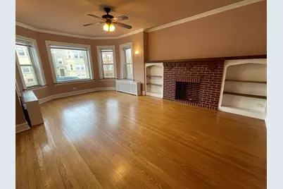 5717 N Artesian Avenue #1, Chicago, IL 60659 - Photo 2