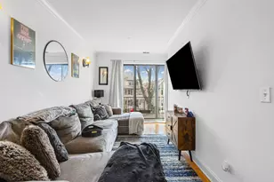 7341 N Honore St, Chicago, IL 60626 - Photo 6