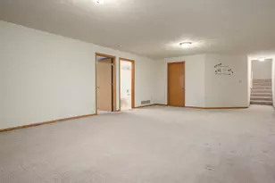 2420 Arnold Ave, Rockford, IL 61108 - Photo 34