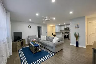 300 Cunat Blvd, Richmond, IL 60071 - Photo 4