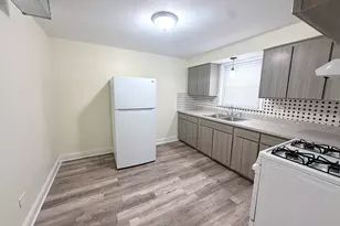 11137 S Emerald Ave, Chicago, IL 60628 - Photo 6