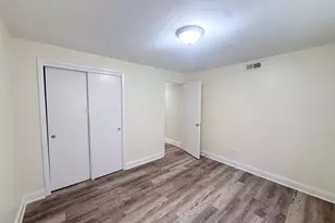 11137 S Emerald Ave, Chicago, IL 60628 - Photo 14