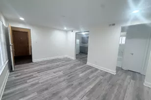 11137 S Emerald Ave, Chicago, IL 60628 - Photo 4