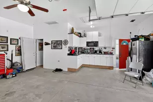 315 Oldfield Rd, Downers Grove, IL 60516 - Photo 10