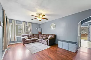 423 E Payson St, Pontiac, IL 61764 - Photo 8