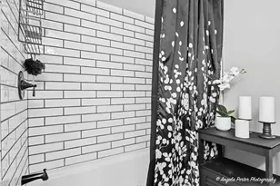 2366 Scott Ct, Round Lake Beach, IL 60073 - Photo 18