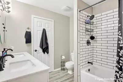 2366 Scott Court, Round Lake Beach, IL 60073 - Photo 16