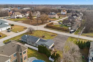 100 Pratt Blvd, Roselle, IL 60172 - Photo 28
