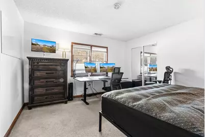 100 Pratt Boulevard, Roselle, IL 60172 - Photo 14